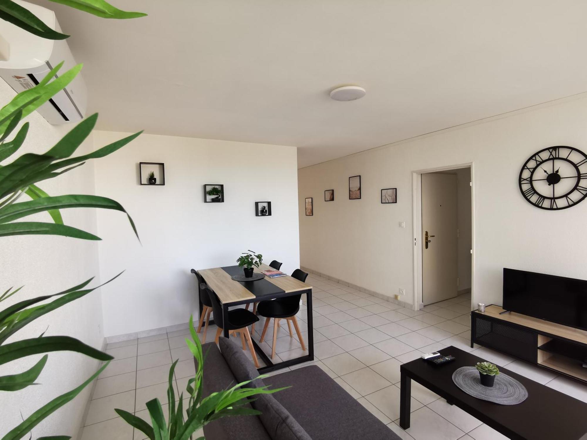Appartement Refait A Neuf, Climatise Avec Vue Mer Et Montagne, Avec Place De Parking Privative Saint-Cyprien (Pyrenees-Orientales) Exterior foto